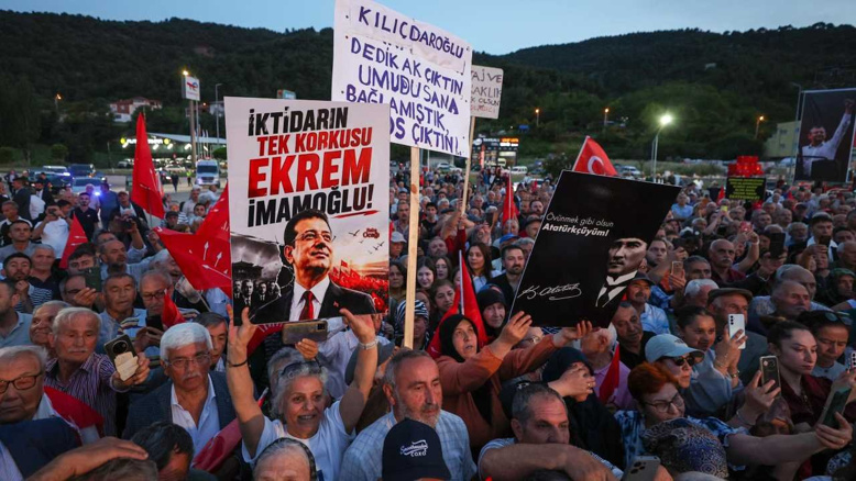ÖZGÜR ÖZEL AMASYA'DA
