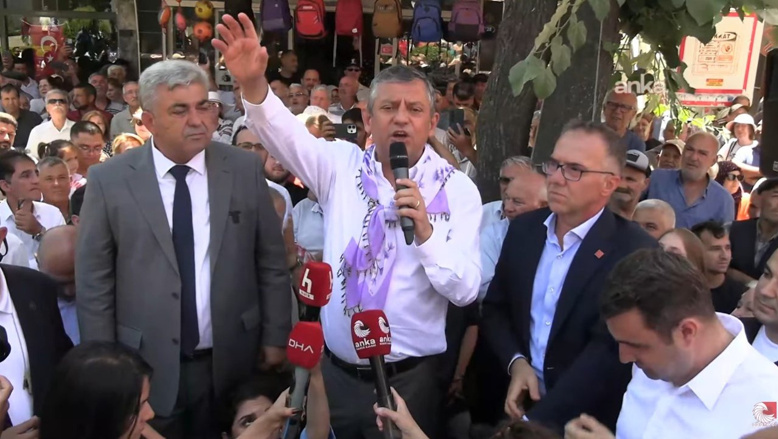"BİZE BİNA LAZIM DEĞİL AYAĞIMIZIN ALTINDAKİ BANK YETER"