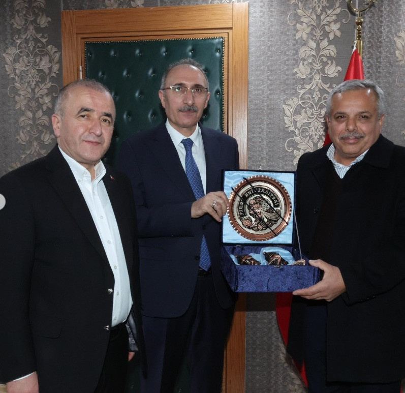 Vay vay vay şatafata bak: Katılımevim'in paralarıyla özel jet alıp umreye gitmişler! - Resim : 6