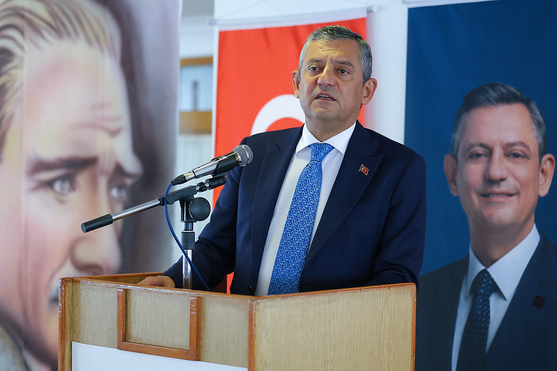 Özgür Özel'den fon skandalı videosu: Asrın soygununa giden yolun taşları nasıl döşendi? - Resim : 1