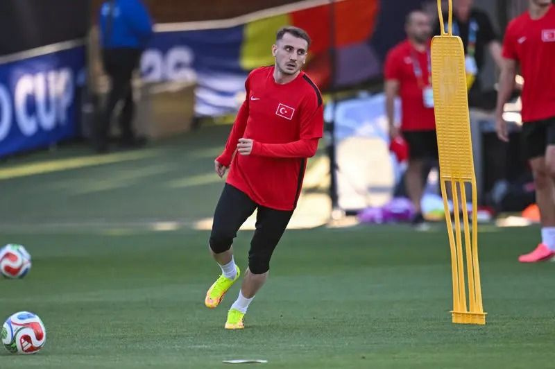 Türkiye Paraguay işte ilk 11: Montella değişiklikleri açıkladı - Fotoğraf: 5