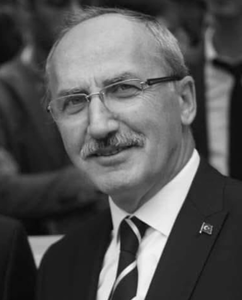 Öğrencilerden okul müdürüne acı veda: Gözyaşları sel oldu - Resim : 1