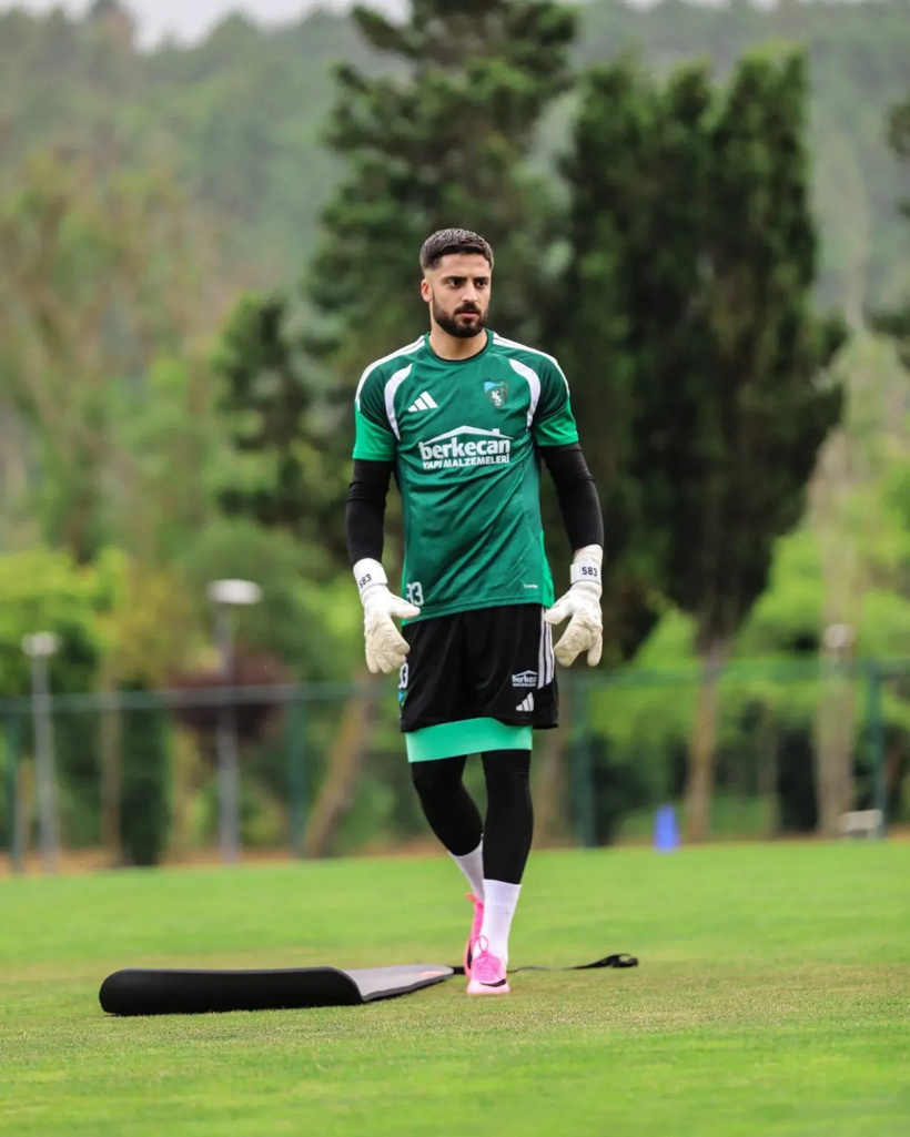 Selçuk İnan Milli Takım kampında gözdağı verdi - Resim : 1