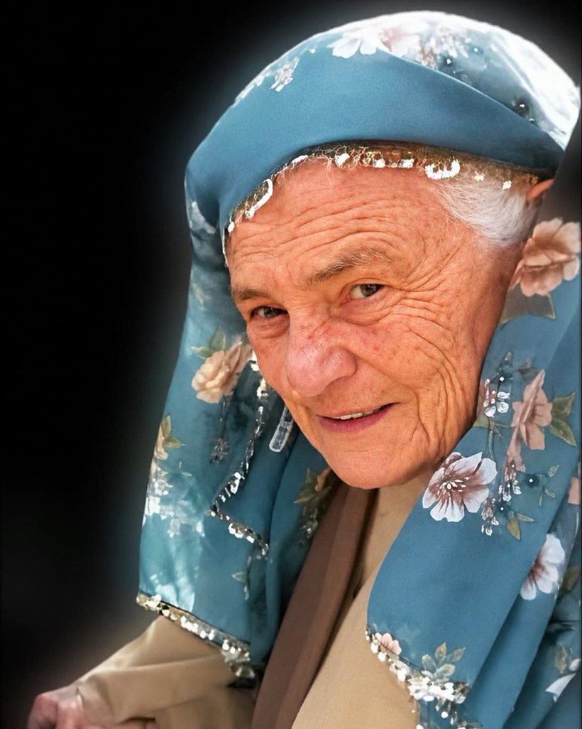 Kadir İnanır'ın ablası Soner Arıca'nın annesiydi! Son yolcuğuna uğurlandı - Resim : 1