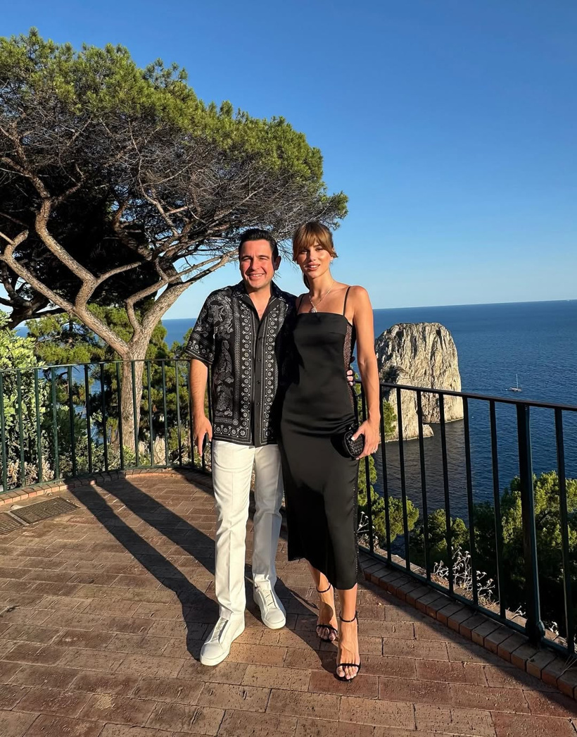 cheers-to-capri.jpg