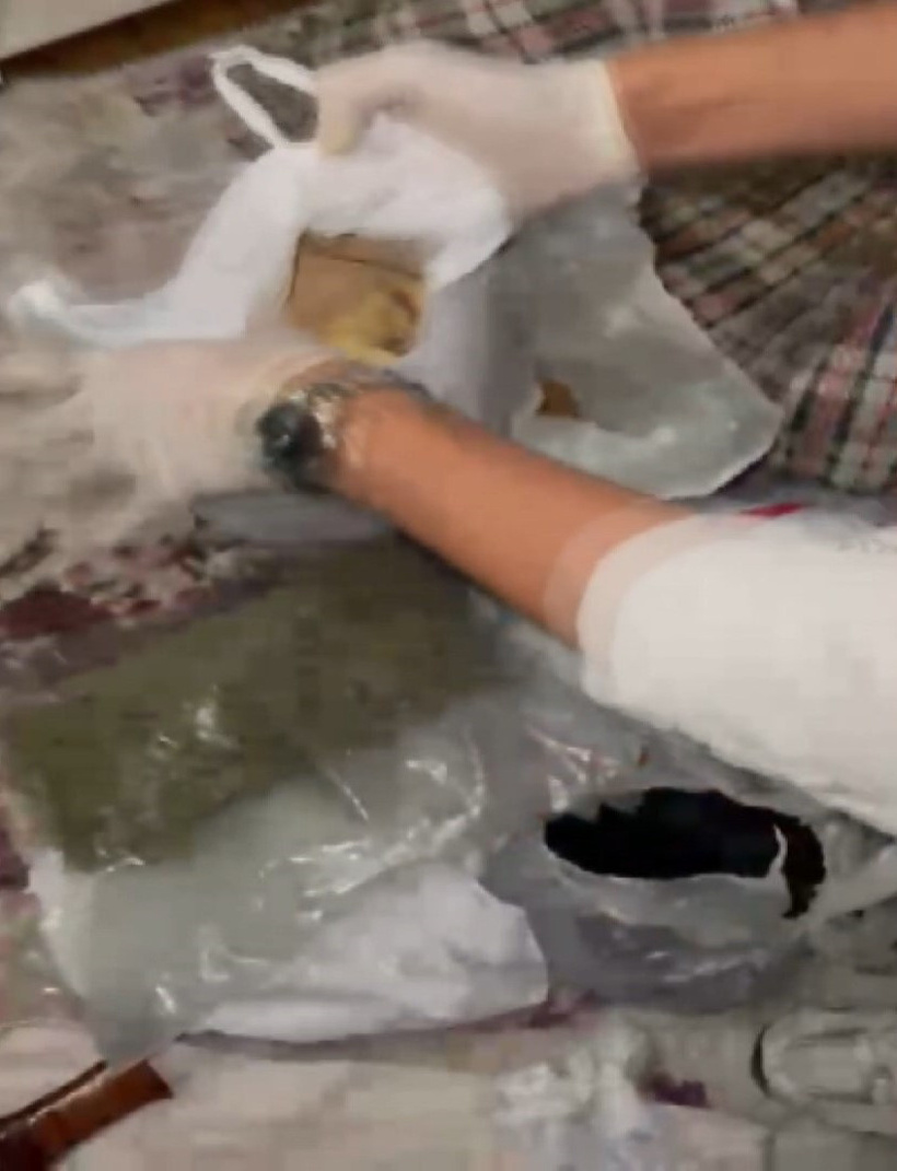 Ümraniye’de uyuşturucu baskını! 2 kişi tutuklandı - Resim : 6