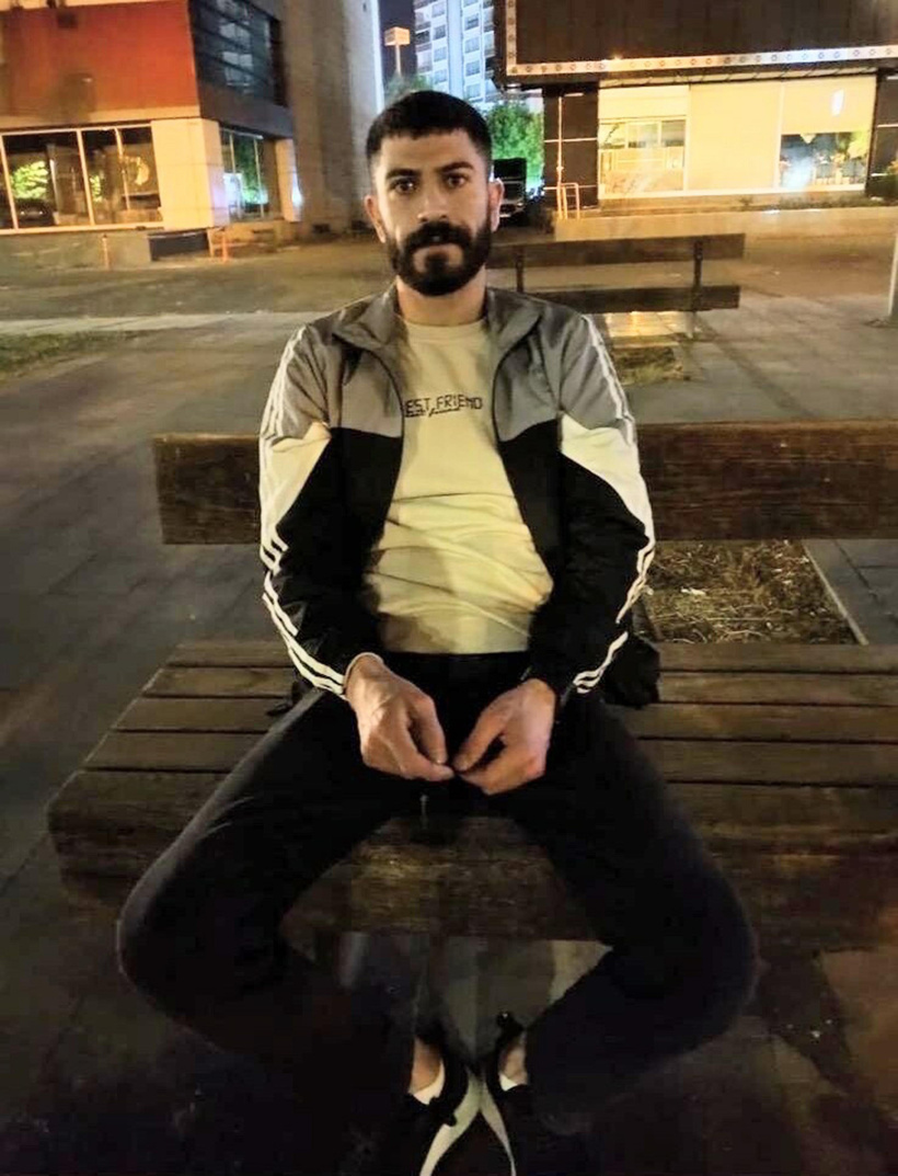 Mutfağa benzin döküp eşini yakarak öldürmüş - Resim : 1