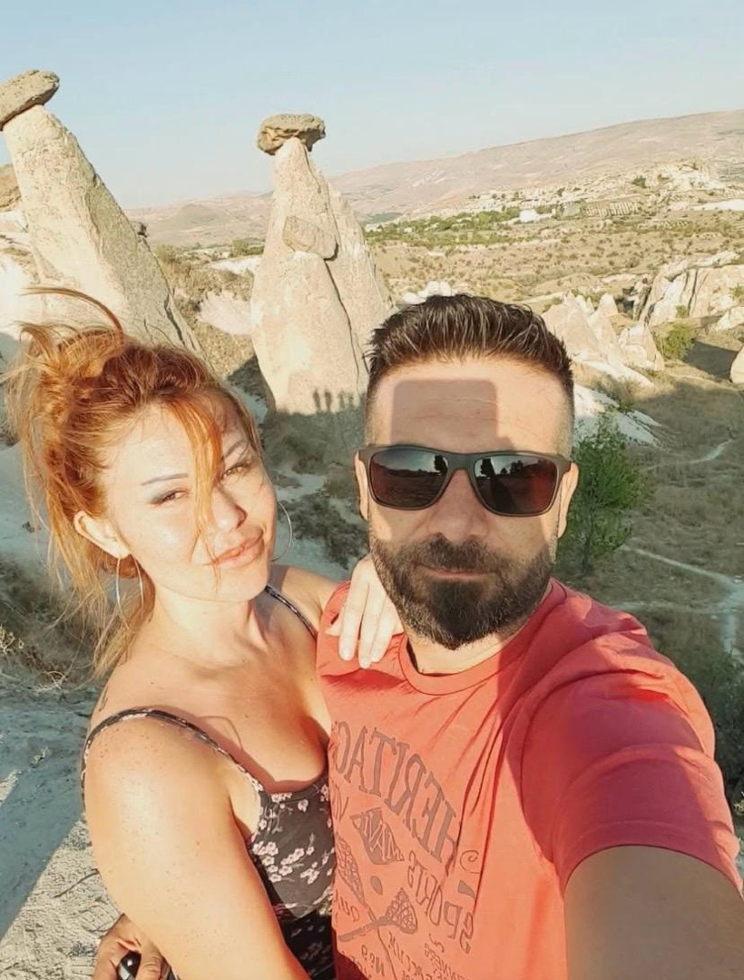 Kendisini aldatan eşinin arkasında durdu: Erkektir hata yapabilir - Resim : 2