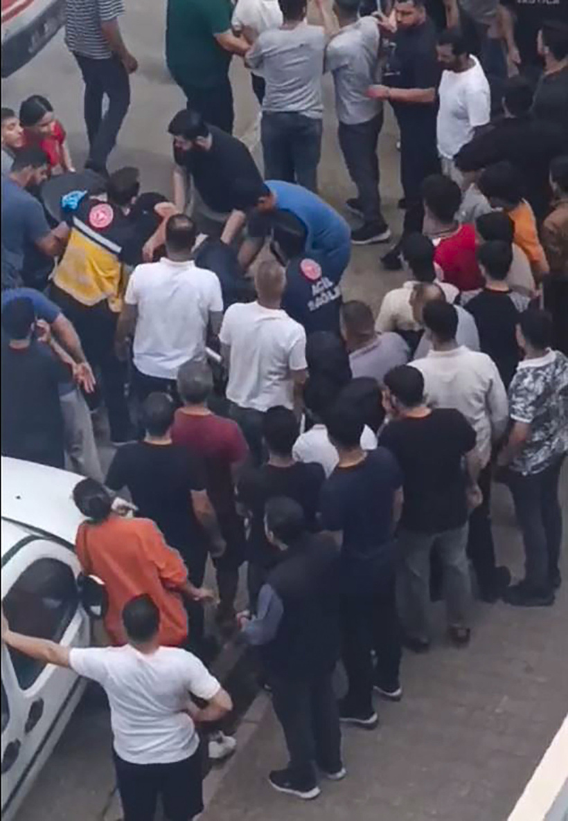 Otomobil tartışması cinayetle bitti! Sokak ortasında kurşun yağdırdı - Resim : 1