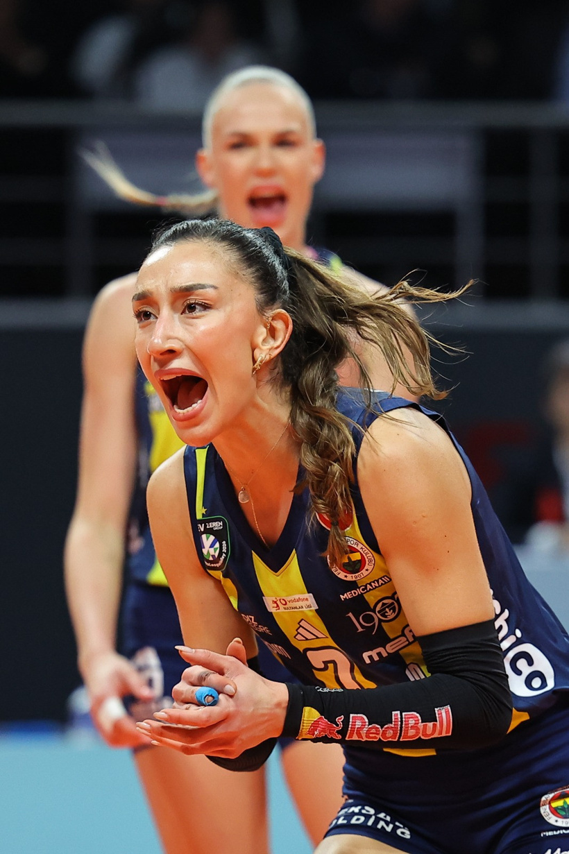 Filenin Sultanları'nın kritik maçı öncesi Hande Baladın'ın sevgilisi paylaştı: Olay oldu! - Fotoğraf: 4