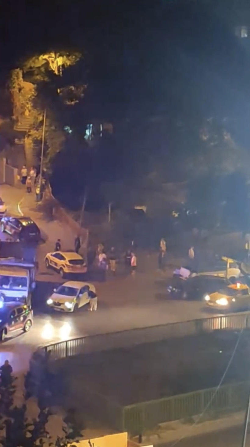 14 yaşındaki çocuk 49 yaşındaki kadının burnunu kırdı! Yetmedi kardeşini de bıçakladılar - Resim : 2