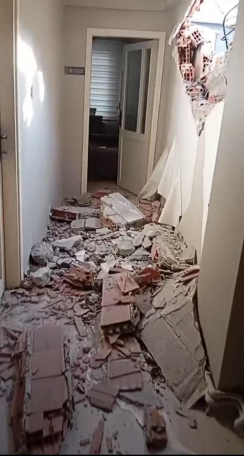 Koltukta uzanırken duvar çöktü: Kentsel dönüşüm ortalığı karıştırdı! - Resim : 2