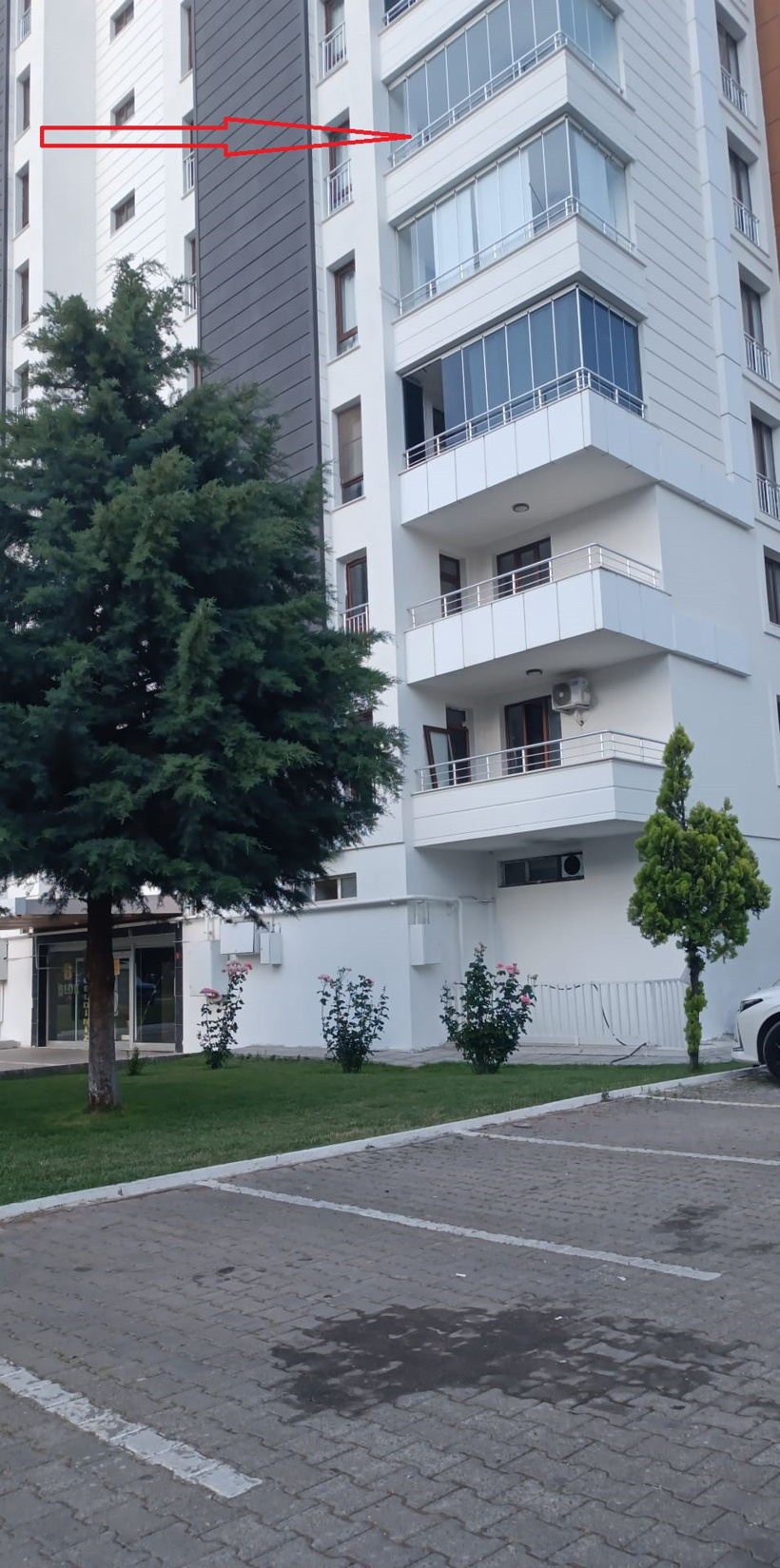 5’inci kattan düşen 15 yaşındaki Ömer hayatını kaybetti: Soruşturma başlatıldı! - Resim : 3