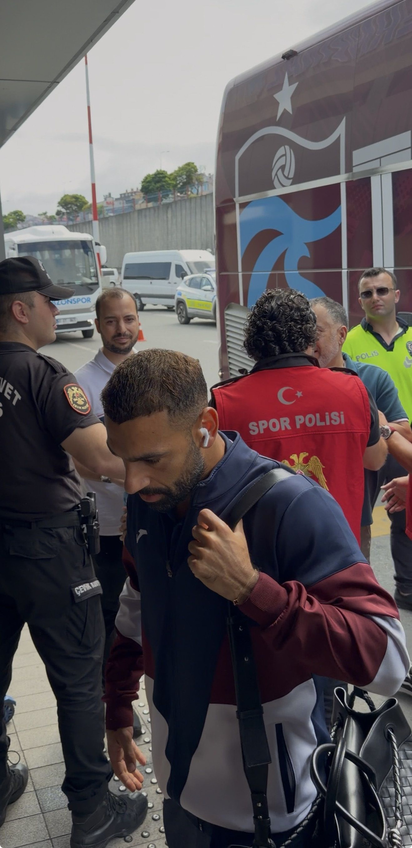 Trabzonspor'u Macaristan'a uğurladılar - Fotoğraf: 10