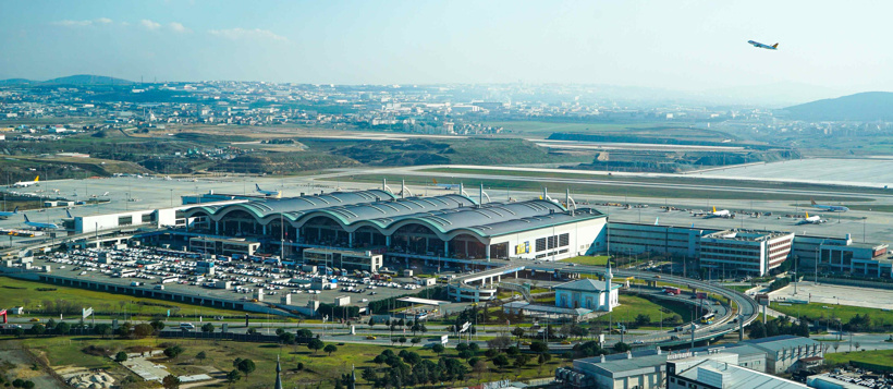 aa-20240611-34840060-34840059-sabiha-gokcen-havalimani-tatil-yogunlugu-icin-hazirliklarini-tamamladi.jpg