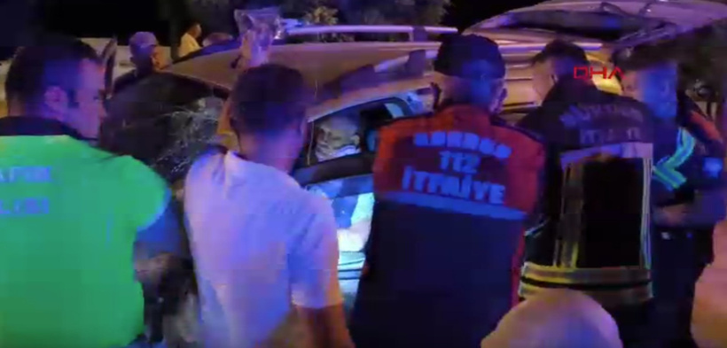 Burdur’da yürekleri ağza getiren kaza! 3 kişi yaralandı - Resim : 1