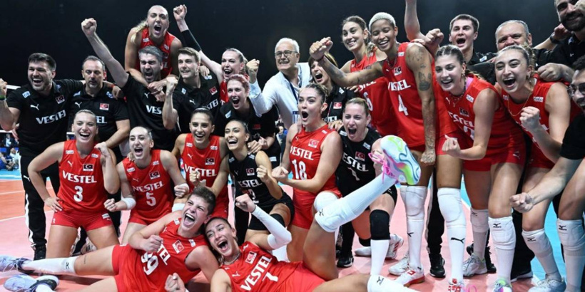 voleybol-takimi.jpg
