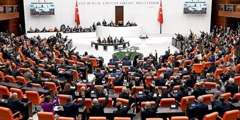 emekliye-damlamayan-butceye-oluk-oluk-akacak-bayram-ikramiyesinin-olmadigi-torbadan-ozellestirme-cikti-5.jpg
