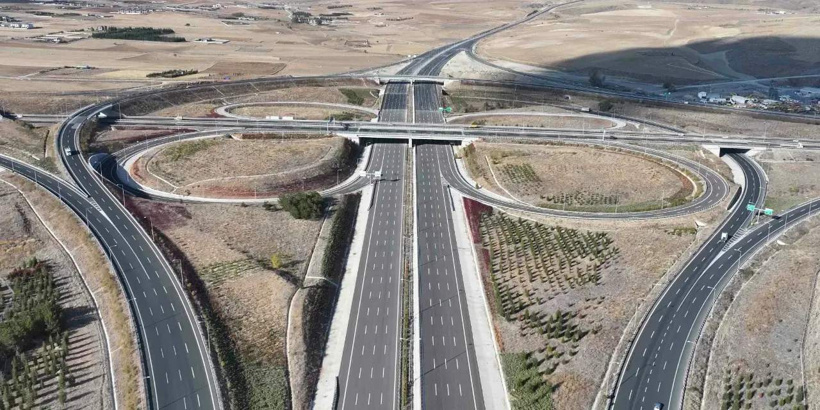 karayollari-ozellestirilmeyecek-diyemeyince-resmi-belgeyi-paylasti-akpnin-cevre-yolu-planini-acikladi-2.jpg