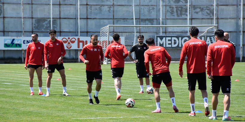 ismet-tasdemir-belirsizlik-uzun-surerse-1285910-382621.jpg