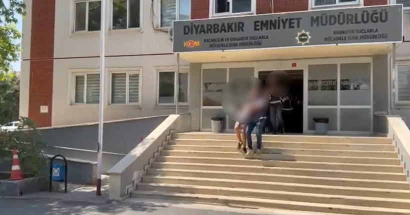 El bombası ile yakalandılar: 1’i çocuk 4 kişi tutuklandı! - Resim : 2