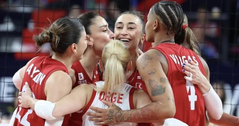 Filenin Sultanları tarihi sınavda: Maçın saatine dikkat! Santarelli: Hoşuma gitmedi - Fotoğraf: 4