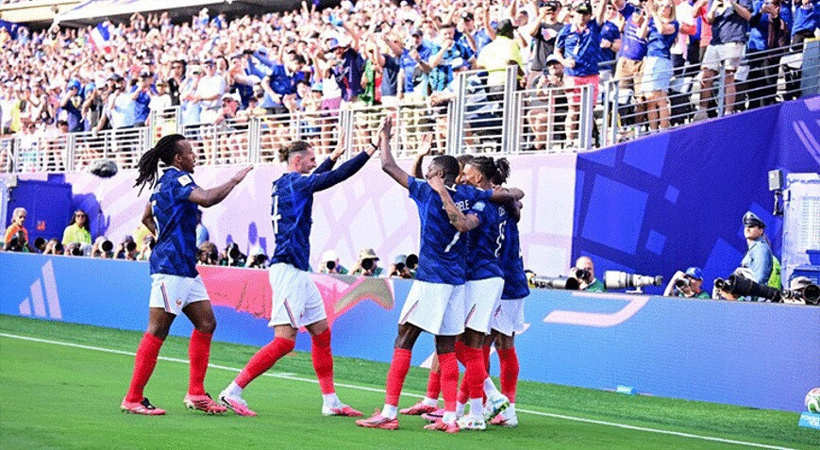 Milli takım İtalya karşısında: İşte ilk 11! Montella "Maalesef" diyerek açıkladı - Fotoğraf: 4