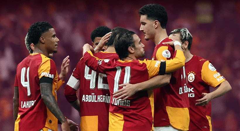 Galatasaray'dan ilk ayrılacak 2 futbolcu belli oldu: Tarihini vererek diyerek açıkladı - Fotoğraf: 2