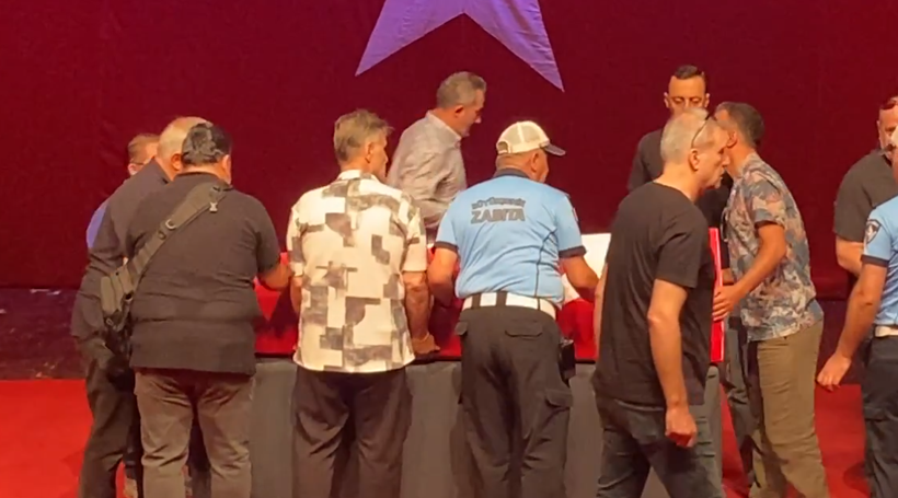 Zihni Göktay'a veda! İlk tören Harbiye'de - Resim : 1