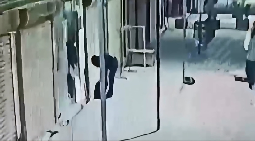 Esnaf esnafı soymaya kalktı: Duvarı delen şüpheli baskından önce öldü - Resim : 3
