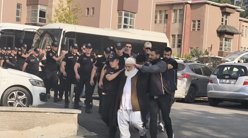 Deniz Göktaş'tan öğrencilere hiçbiri rahatsız etmemişti... IŞİD şüphelisine ters kelepçeye soruşturma - Resim : 1