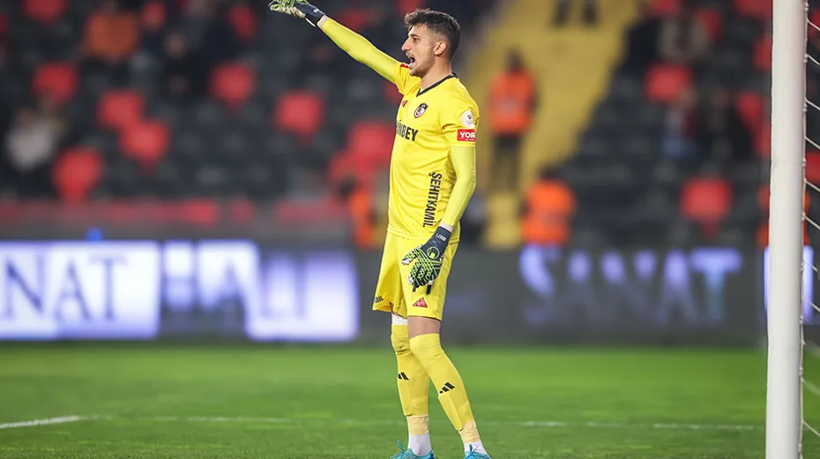 Amedspor boşluğu hemen doldurdu: Rakibinin yıldızıyla anlaştı - Resim : 1