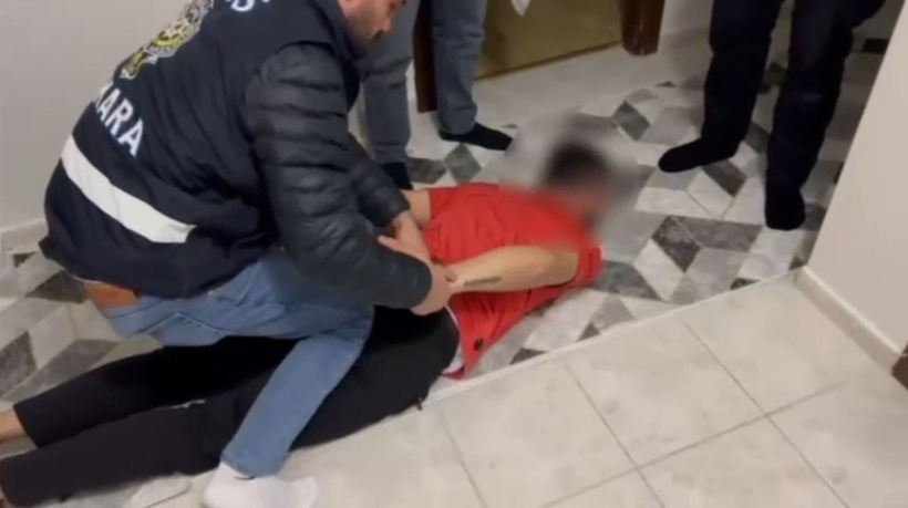 'Balkız' internette aşk arayanları otelde tuzağa düşürdü - Resim : 3