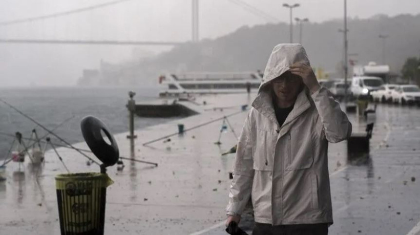 İstanbul'da fırtına kopacak: AKOM tarih verip sıcaklığın 10 derece birden düşeceğini duyurdu - Resim : 1
