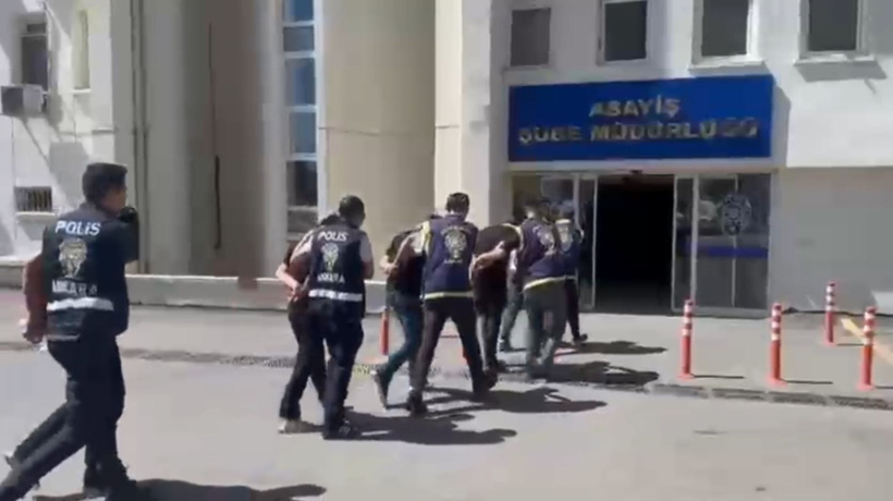 'Balkız' internette aşk arayanları otelde tuzağa düşürdü - Resim : 4