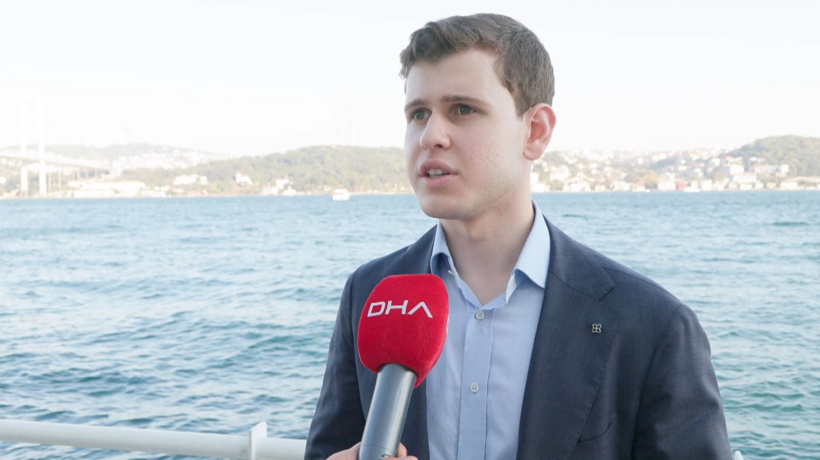 YKS'de birinci olan üç Kabataş Liseliye TOGG hediye edildi - Resim : 4