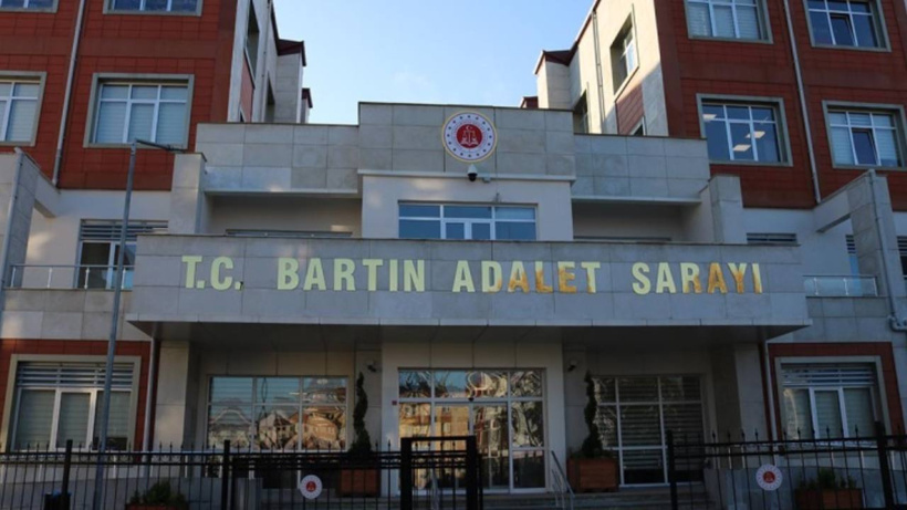 13 yaşındaki çocuğa 36 erkeğin istismarında anne de tutuklandı