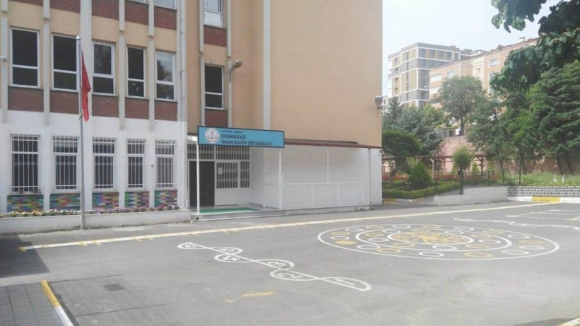 İmam hatipte 'kitap' krizi: Okul müdürü açığa alındı! İşte okulu karıştıran liste