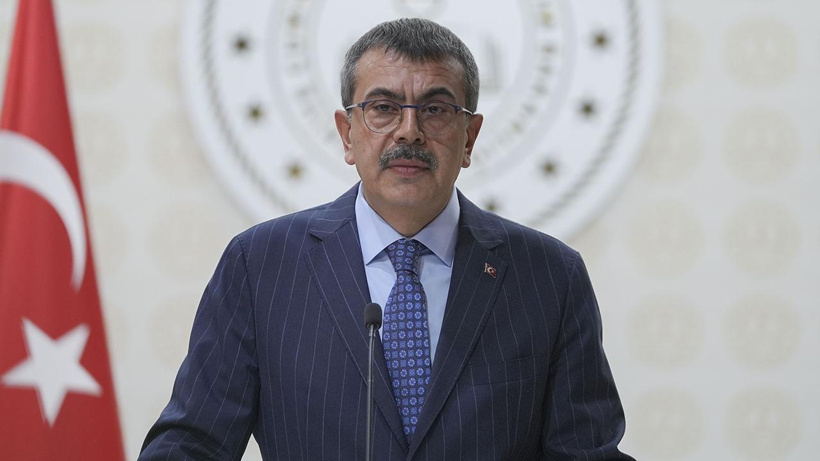 Üniversiteye giriş yaşı düşüyor mu? Yusuf Tekin yanıtladı
