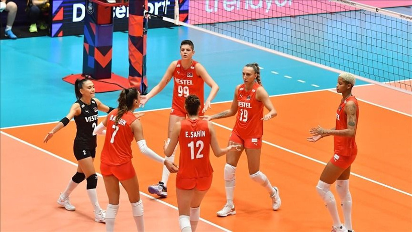 Kalbimiz sizinle kızlar: Filenin Sultanları sahnede işte maç programı - Fotoğraf: 5
