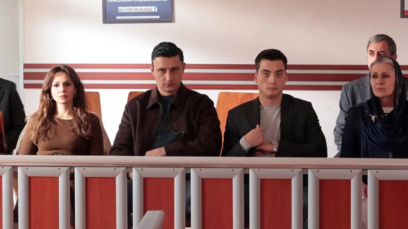 Uzak Şehir’de üç ayrılık birden!