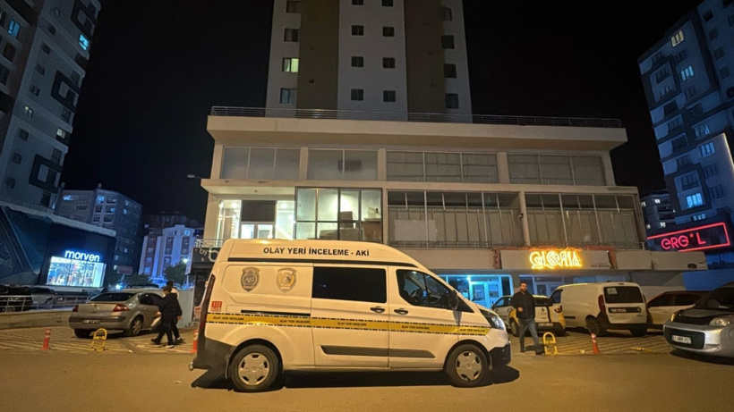 Kayınpederini bıçakla öldürdü