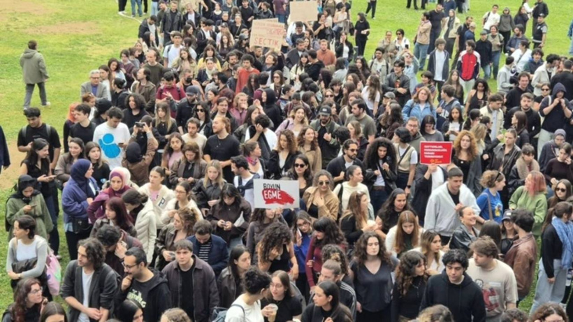 Bilgi Üniversitesi'nde öğrencilere polis müdahalesi: Gözaltılar var!