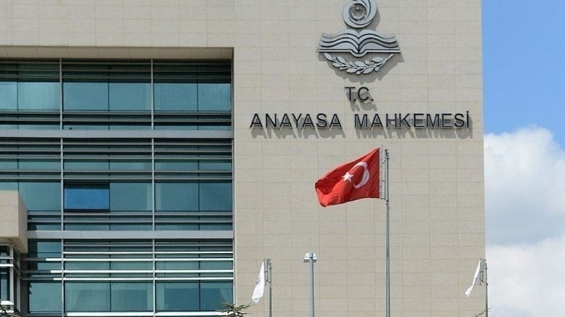 AYM'den kritik karar: Artık telefonlara el konulamayacak