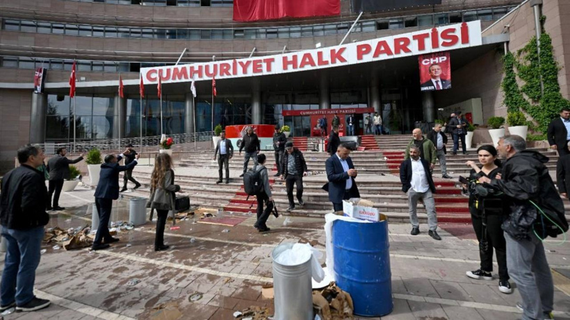 Edebiyatçılardan “mutlak butlan” kararına tepki: Kayyım rejimine hayır