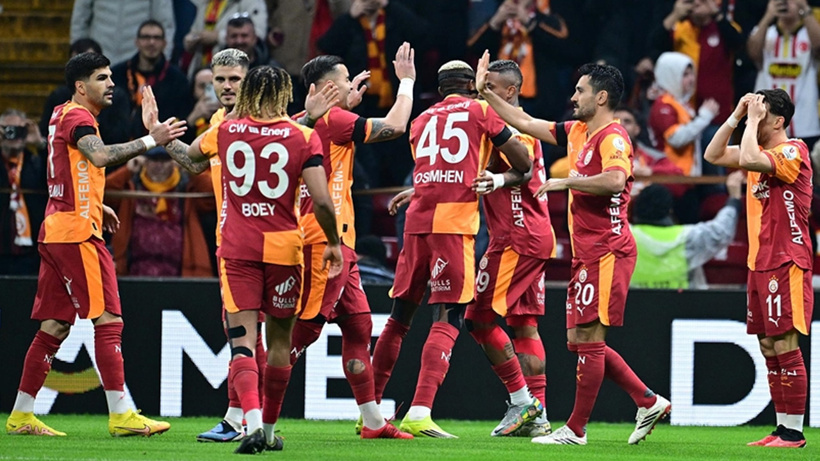 Galatasaray'da beklenmedik kriz: Görüşmeler bir anda durdu