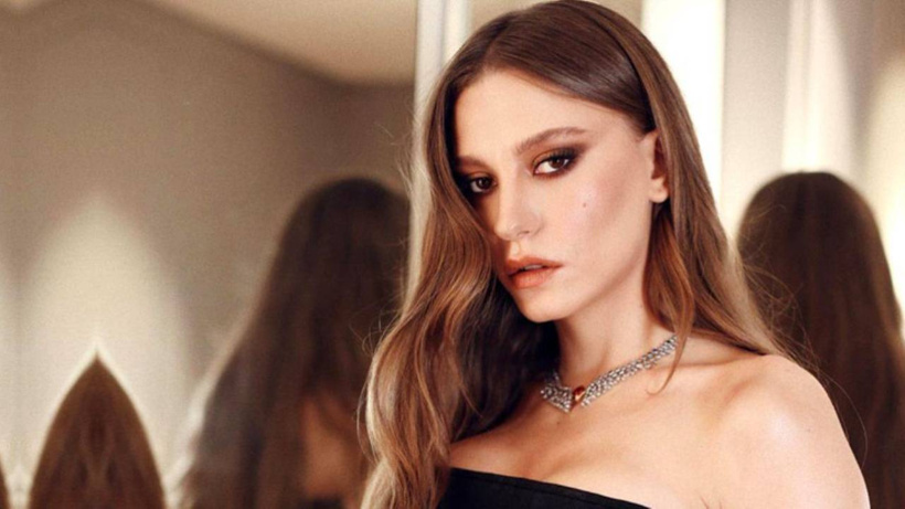 Serenay Sarıkaya’lı filme bir ünlü isim daha! İmzalar atıldı