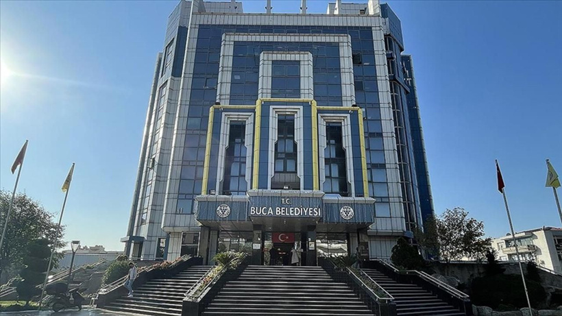 Buca Belediyesi'ne operasyon: 54 kişi adliyeye sevk edildi