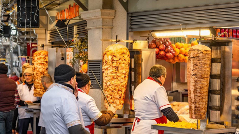 Yemek için gidilecek en iyi Avrupa şehirleri açıklandı! İstanbul zirveye oynuyor