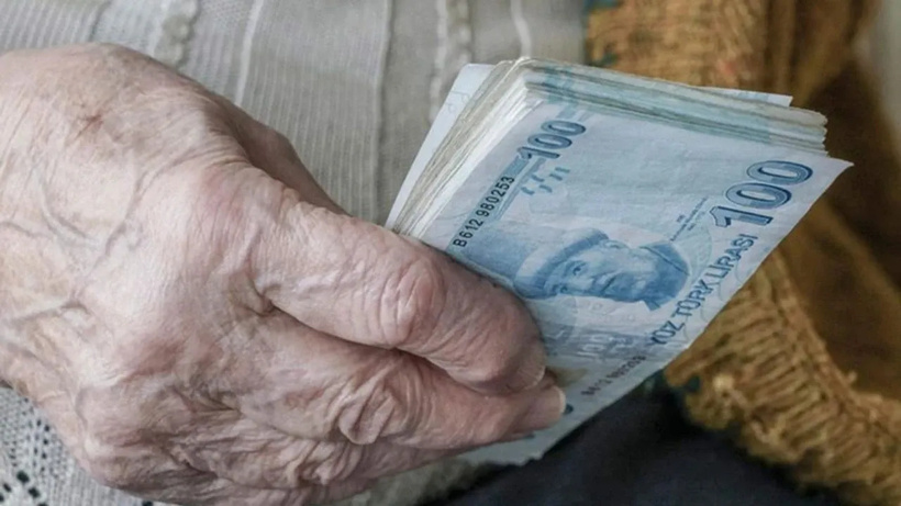 Emekliye zamlı maaşı canlı yayında açıkladı: Ocak ayını bile söyledi